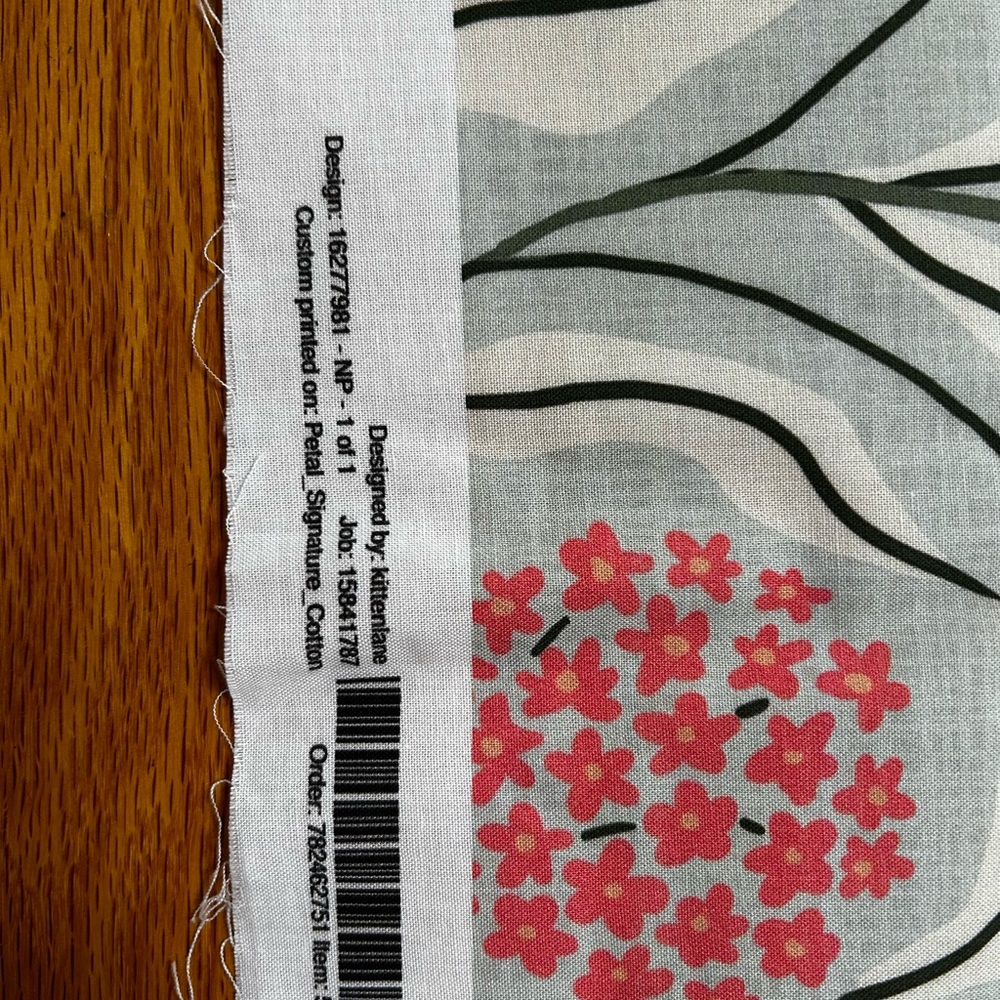Floral Patterned Fabric - Picture 3 of 3